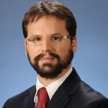 Dr. Tomas Tomas Labatut